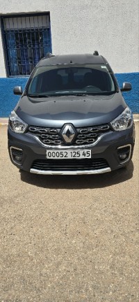السيارات-النفعية-renault-kangoo-2025-عين-الصفراء-النعامة-الجزائر