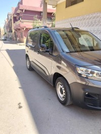 السيارات-النفعية-fiat-doblo-2024-هاشم-معسكر-الجزائر