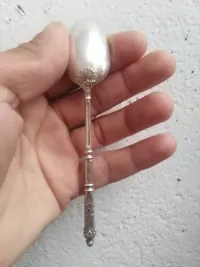 ملعقة فضية أصلية قديمة عالية الجودة  551486069 