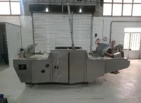 Machine doseuse de chocolat et de confiture et pattes 