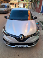 voitures-renault-clio-5-2023-rs-line-ain-tadles-mostaganem-algerie