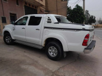 voitures-toyota-hilux-2015-timezrit-bejaia-algerie