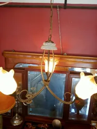 Lustre très fin à 3 tulipes et rosasse en porcelaine LIQUIDATION