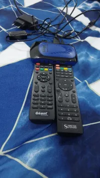 Tv stream 24 pouces avec démo geant RS8 min HD plus 