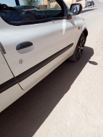 voitures-renault-clio-2-2000-frenda-tiaret-algerie