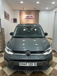 voitures-volkswagen-caddy-2023-carat-mostaganem-algerie