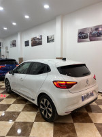 voitures-renault-clio-5-2023-mostaganem-algerie