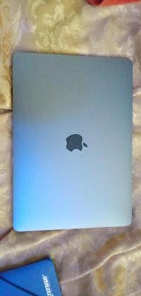 كمبيوتر-لوحي-macbook-m1-icloud-الجزائر-وسط