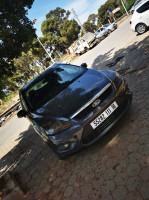 voitures-ford-focus-5-portes-2011-algerie