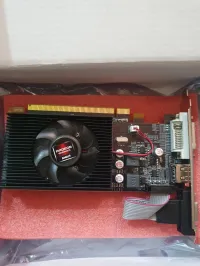 Carte graphique AMD RADEON R5 HD 2G RAM