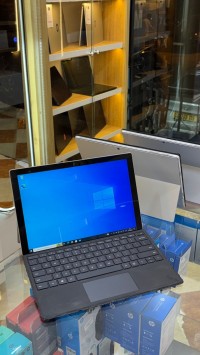 كمبيوتر-محمول-microsoft-surface-pro-6-i5-8350u-8gb-128-ssd-ecran-1252k-باب-الزوار-الجزائر