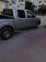 voitures-nissan-navara-2015-42-bou-ismail-tipaza-algerie