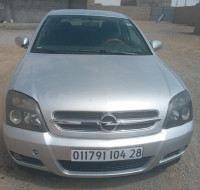 voitures-opel-vectra-2004-ain-khadra-msila-algerie