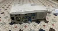 Epson projecteur EB-S27 / 2700 Lumens / 4 Entrée 