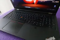 LENOVO THINKPAD P15 Ecran 4K i7-1075H/DDR4 32Go/Nvidia QUADRO T1000 4Go/ 1To SSD NVMe