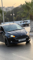 voitures-ford-fiesta-2014-saoula-alger-algerie