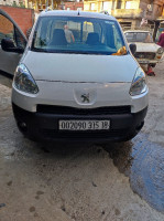 voitures-peugeot-partner-2015-jijel-algerie