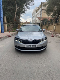 voitures-skoda-octavia-2019-clever-bouira-algerie