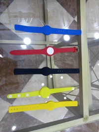 BRACELET EN SILICONE 