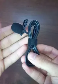 Microphone cravate 