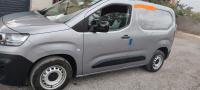 السيارات-النفعية-fiat-doblo-van-2024-سيدي-نعمان-المدية-الجزائر
