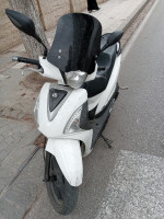 motos-scooters-st-symphonie-2016-bab-el-oued-alger-algerie