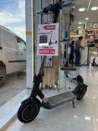  تروتينات الكتريك  Trottinette électrique Xiaomi pro 4