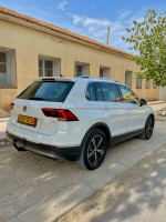 voitures-volkswagen-tiguan-2017-carat-medea-algerie