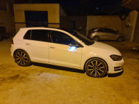 voitures-volkswagen-golf-7-2017-carat-rouiba-alger-algerie