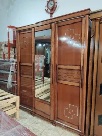 Promotion Armoire 3 porte nouveau modèle en bois rouge premier choix très solide , très bien fini