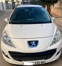 voitures-peugeot-207-2013-batna-algerie