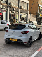 voitures-renault-clio-4-rs-2015-blida-algerie