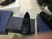 À vendre seulement en gros tradeurs plusieurs modèles et couleur