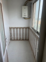 appartement-location-f3-alger-mahelma-algerie