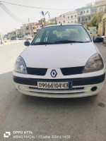 berline-renault-clio-classique-2004-chelghoum-laid-mila-algerie