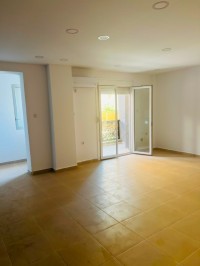 appartement-location-f4-alger-bouzareah-algerie