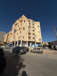 شقة-بيع-دوبلكس-3-غرف-سيدي-بلعباس-الجزائر