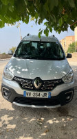 voitures-renault-kangoo-2024-stepway-meftah-blida-algerie