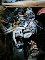 pieces-moteur-w-124-mercedes-benz-khemis-el-khechna-boumerdes-algerie