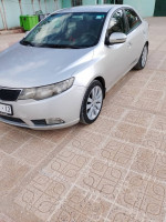 voitures-kia-cerato-2011-cheria-tebessa-algerie