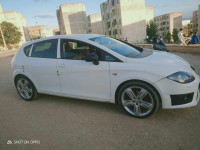 voitures-seat-leon-2013-sidi-maarouf-jijel-algerie