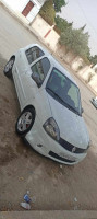 voitures-renault-clio-campus-2012-bye-arris-batna-algerie