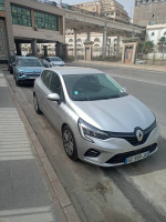 voitures-renault-clio5-2021-les-eucalyptus-alger-algerie