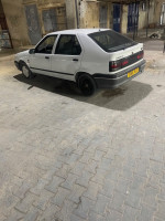 berline-renault-19-1994-storia-guemar-el-oued-algerie