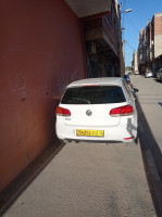 voitures-volkswagen-golf-6-2012-les-eucalyptus-alger-algerie