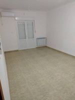 appartement-location-f4-alger-mahelma-algerie