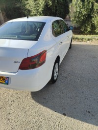 voitures-peugeot-301-2013-access-boughezoul-medea-algerie