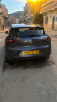 voitures-renault-clio-5-2021-essence-kais-khenchela-algerie