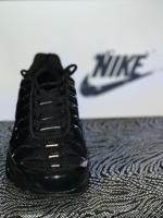 أحذية-رياضية-nike-tn-arini-black-originale-أصلية-reference-code-qr-pointure-414242543-سطيف-الجزائر