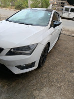 voitures-seat-leon-2015-linea-r-taher-jijel-algerie